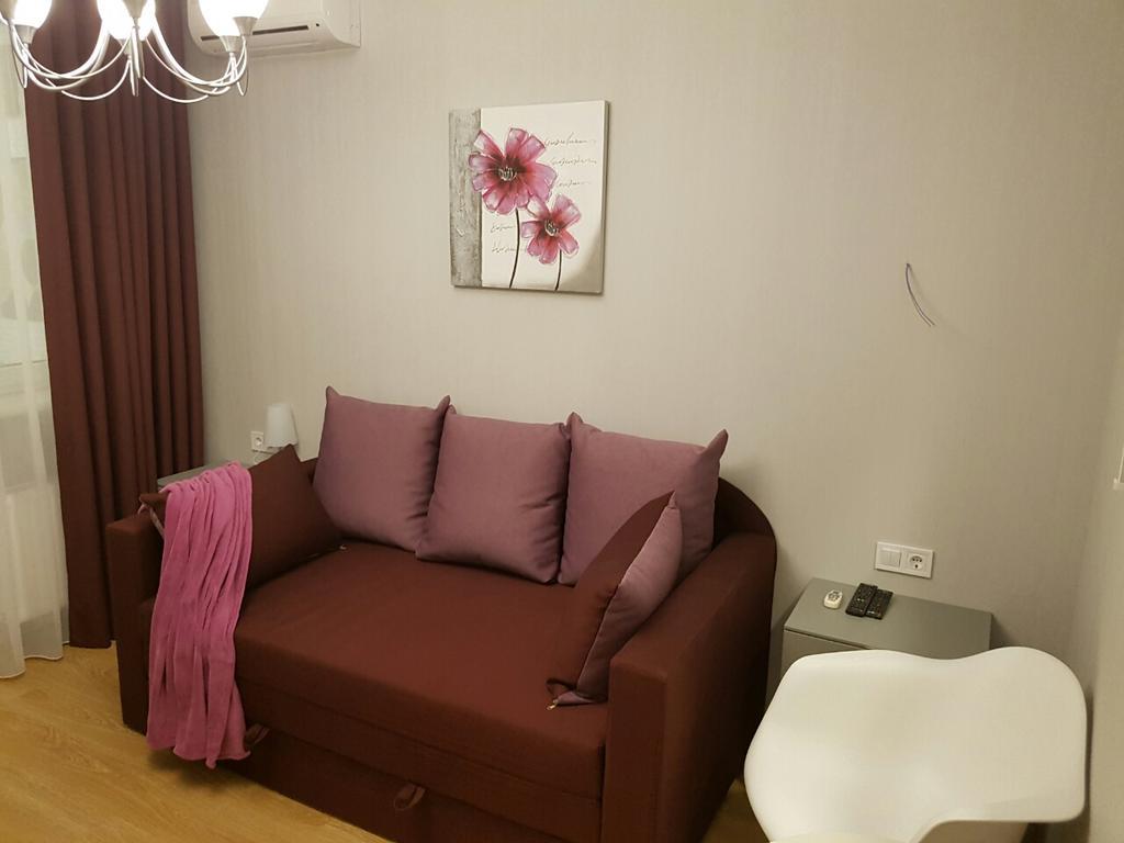 Comfort Apartment On Bogdanivska Street 7B Kiew Exterior foto