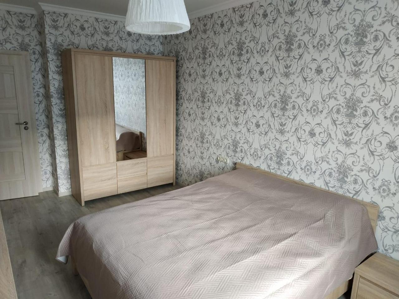 Comfort Apartment On Bogdanivska Street 7B Kiew Exterior foto