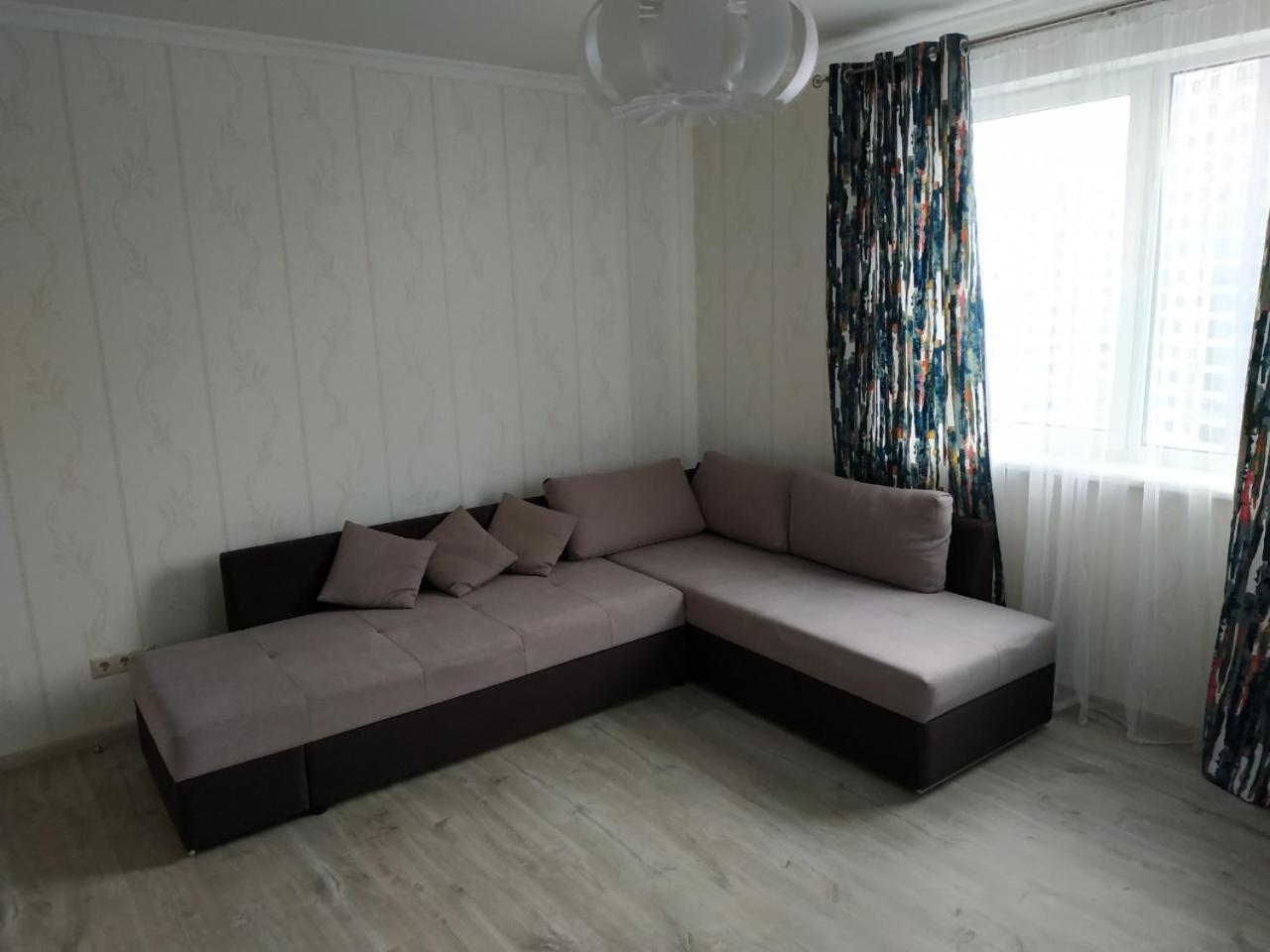 Comfort Apartment On Bogdanivska Street 7B Kiew Exterior foto